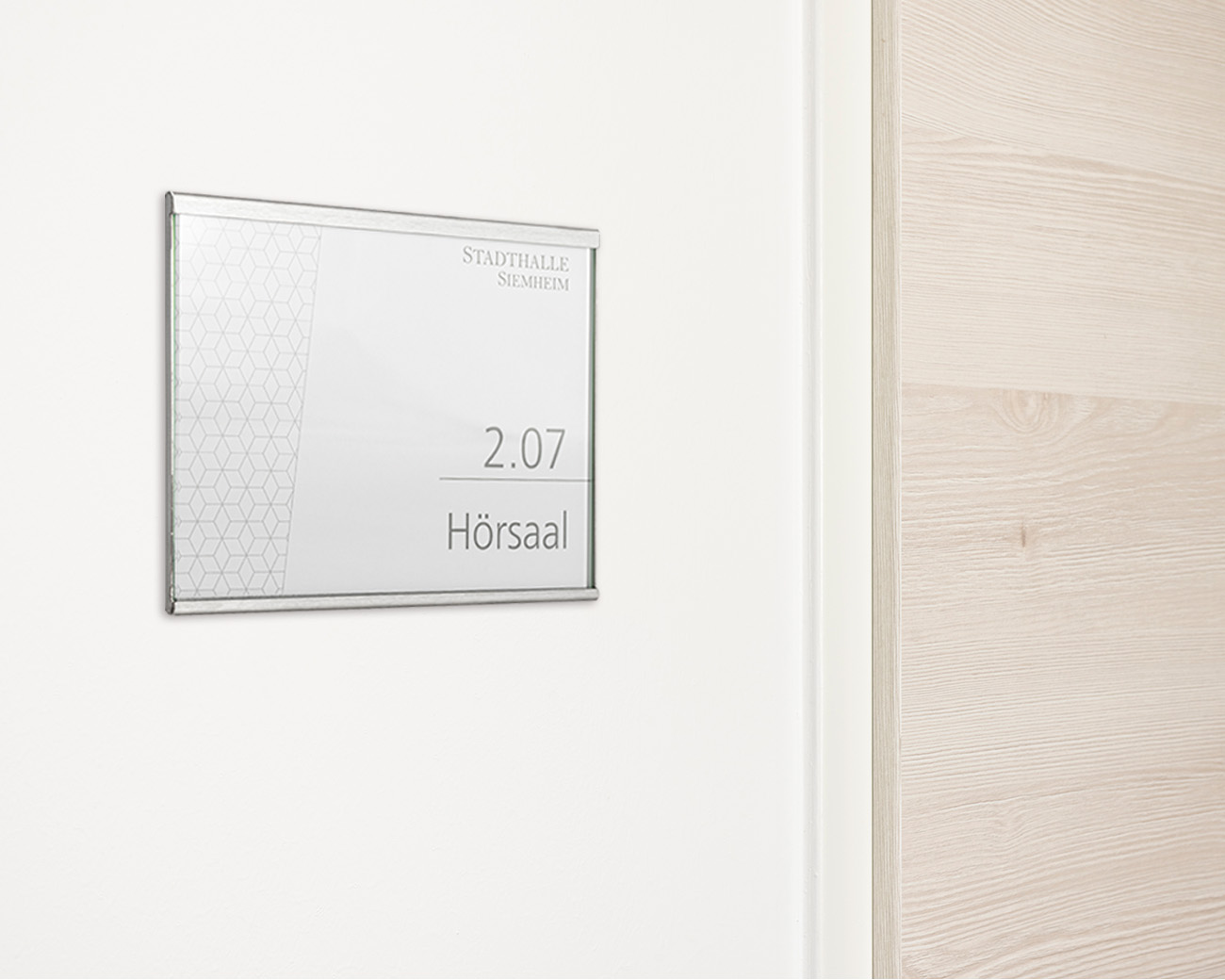 Türschild  NIRO.esg